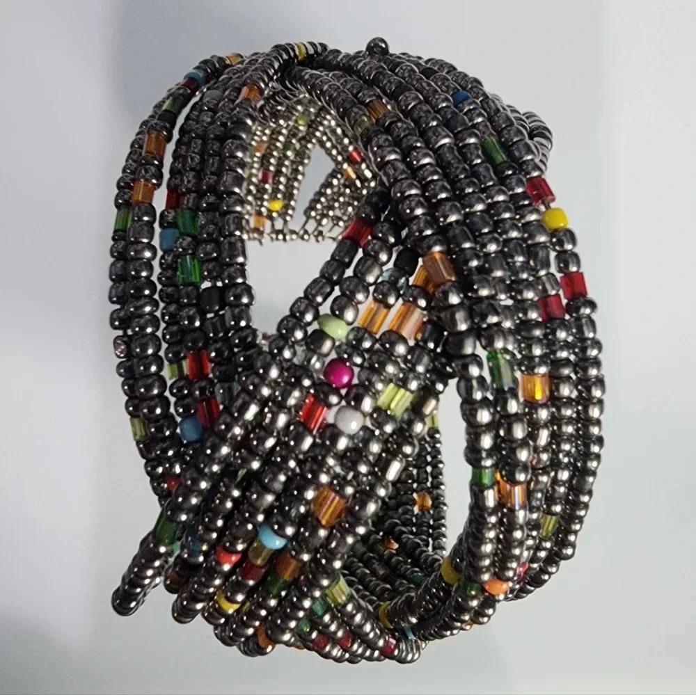 N/A beaded bangle